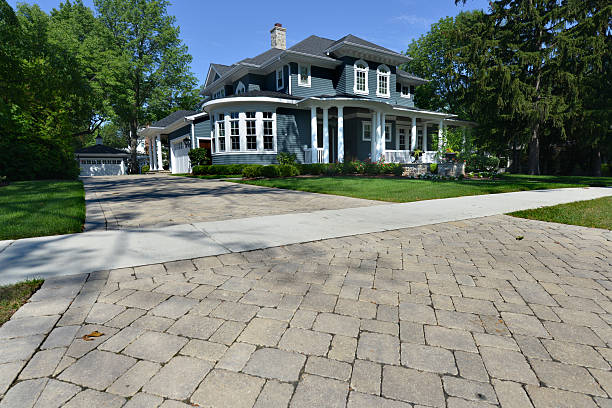 Best Driveway Paving Contractor  in Dickson, TN